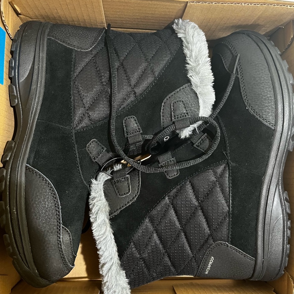 Columbia Boots Ice Maiden Shorty